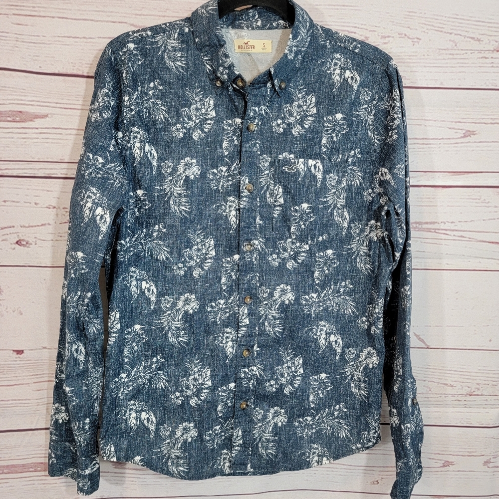Hollister Button up Mens shirt S